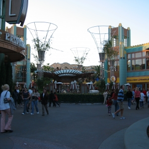 Downtown Disney - Dressed for the Holidays
