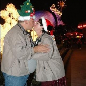Kissing at Christmas 2005