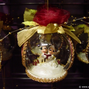 Days_of_Christmas_Store_007