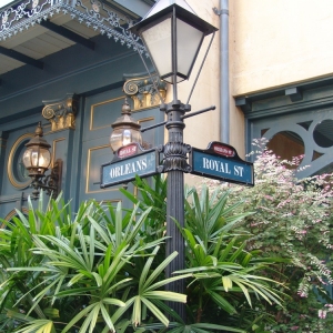 New-Orleans-Square-11