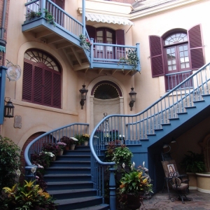 New-Orleans-Square-12