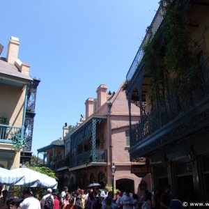 New-Orleans-Square-42