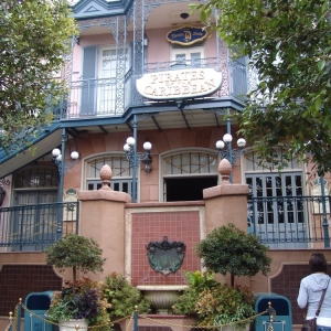 New-Orleans-Square-69