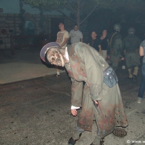 Halloween-Horror-Nights-2009-68