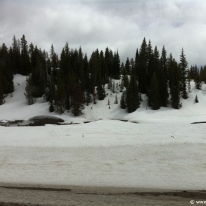 6-Yellowstone-Snow-003