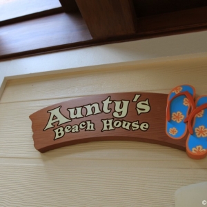 Auntys-Beach-House-12