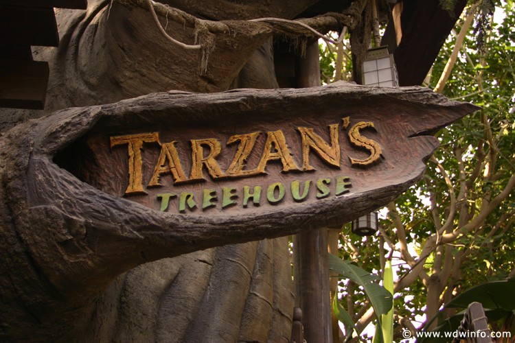 Adventureland_-_Tarzan_Treehouse_00