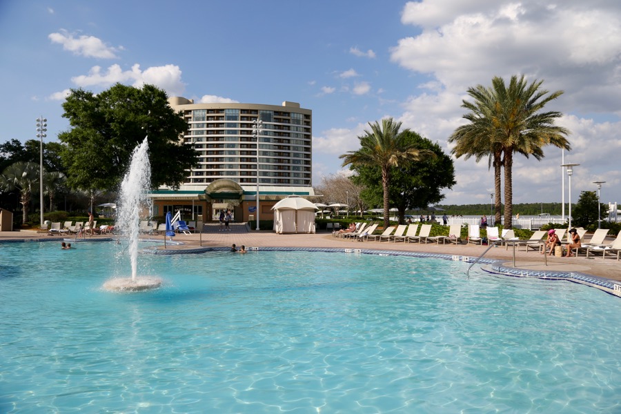 Contemporary-resort-pool-11