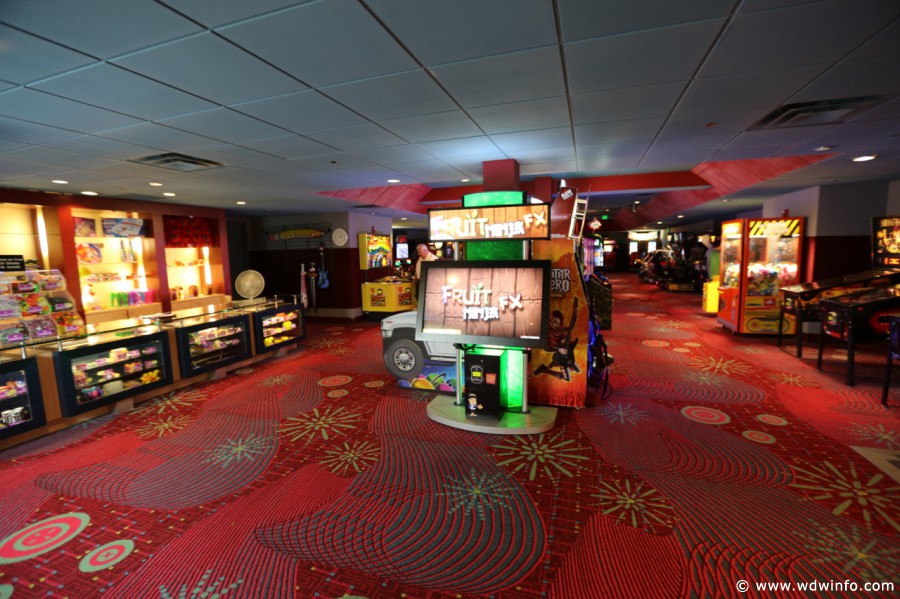 Contemporaty-Resort-Arcade-004