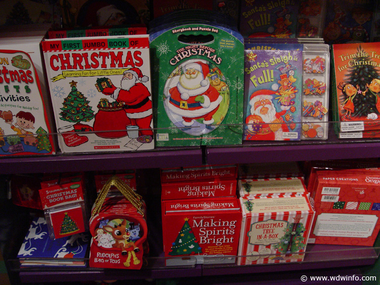 Days_of_Christmas_Store_095