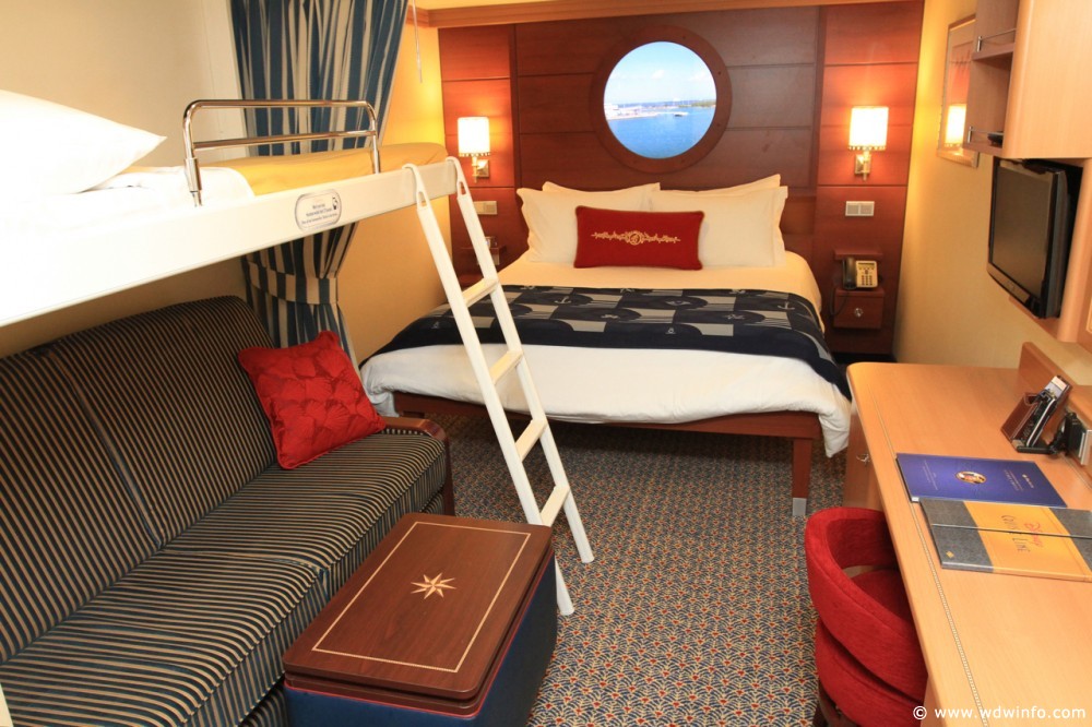 Deluxe-Inside-Stateroom_10_-10