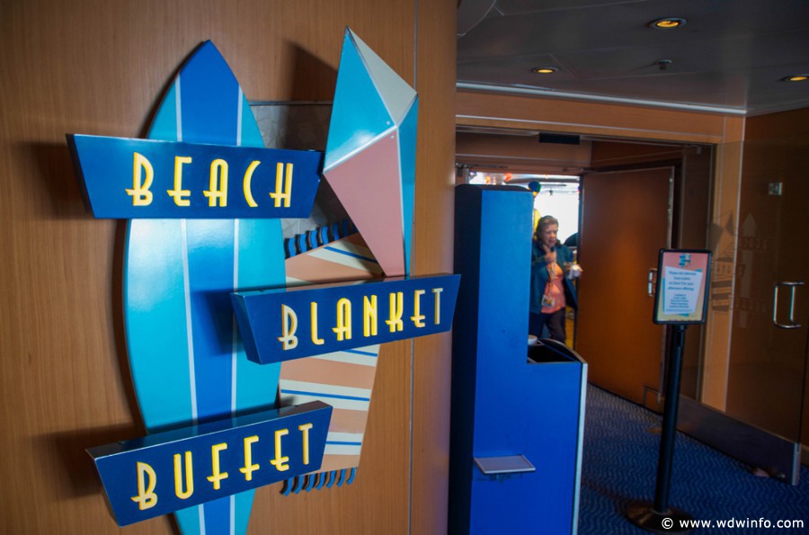 Disney-Wonder-Beach-Blanket-Buffet-001