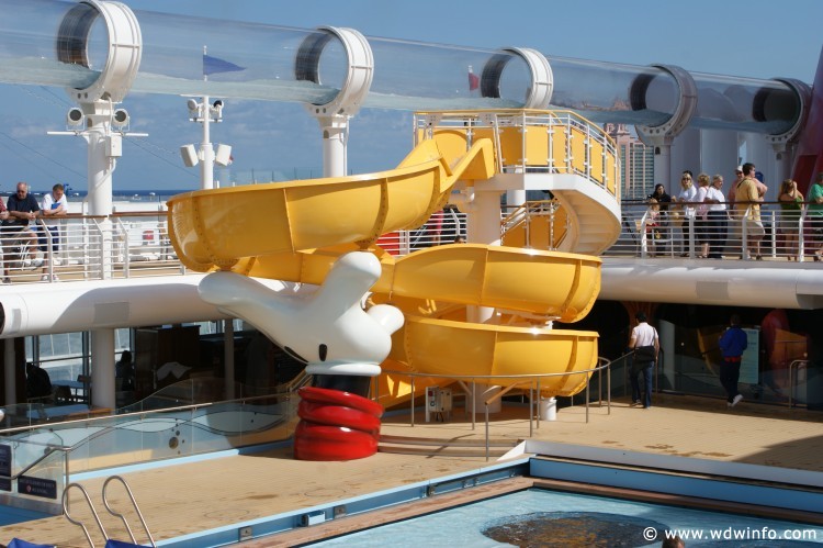 Disney_Dream_Cruise_Ship_038