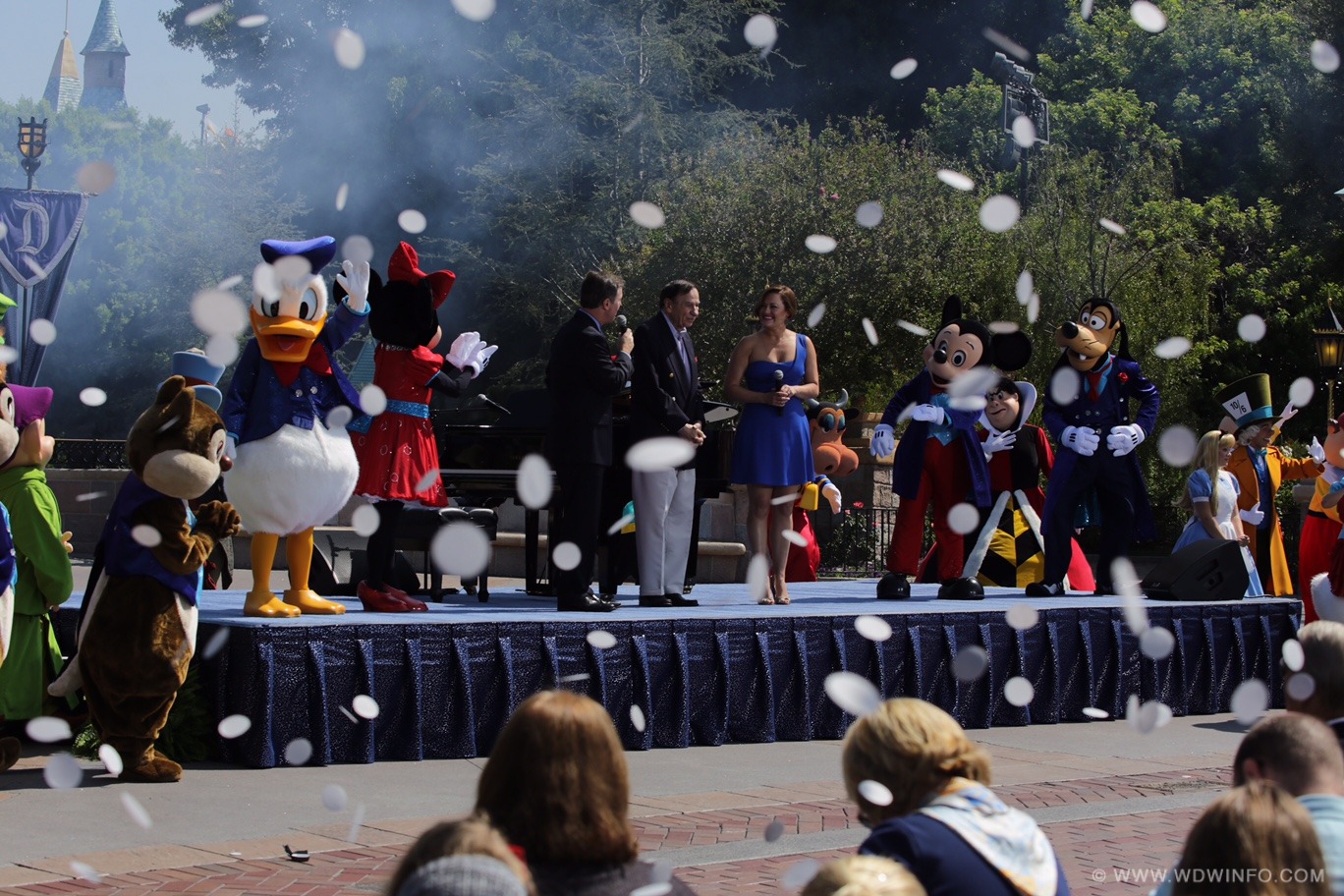 Disneyland-60th-Birthday-Celebration-06