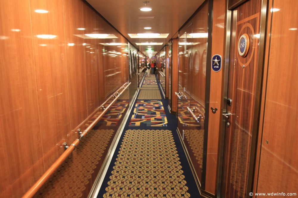 Hallway - Concierege Level