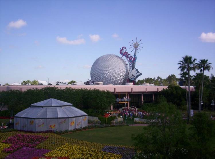 Monorail View Of Innoventions & Spaceship Earth