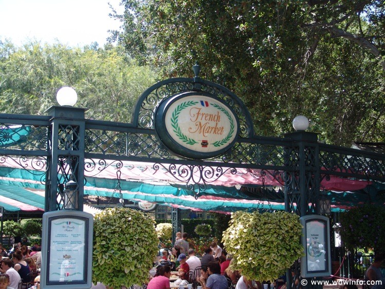 New-Orleans-Square-20