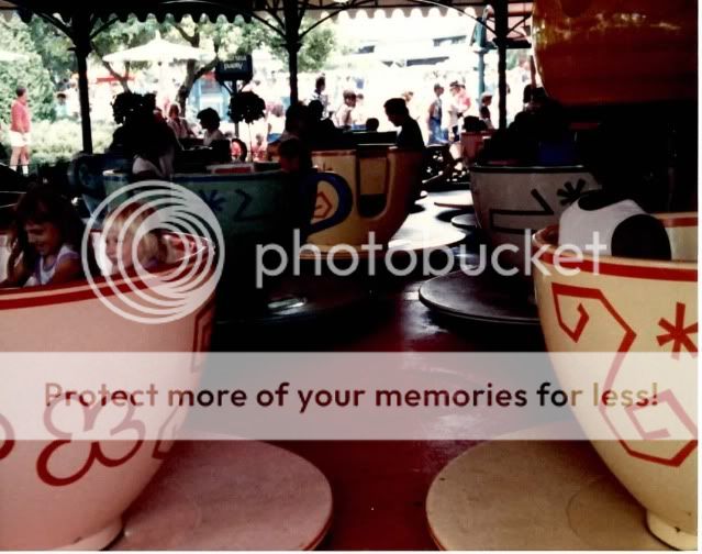 Disney84-teacups.jpg