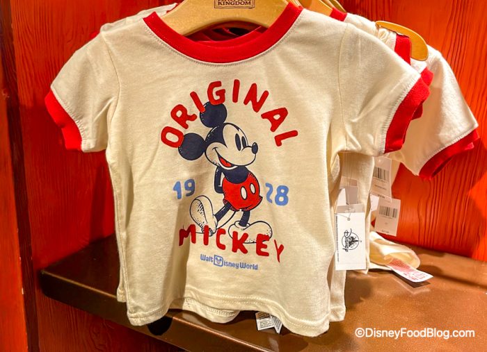 2022-wdw-disneys-animal-kingdom-discovery-island-Riverside-Depot-infant-and-toddler-mickey-mouse-shirt-700x507.jpg